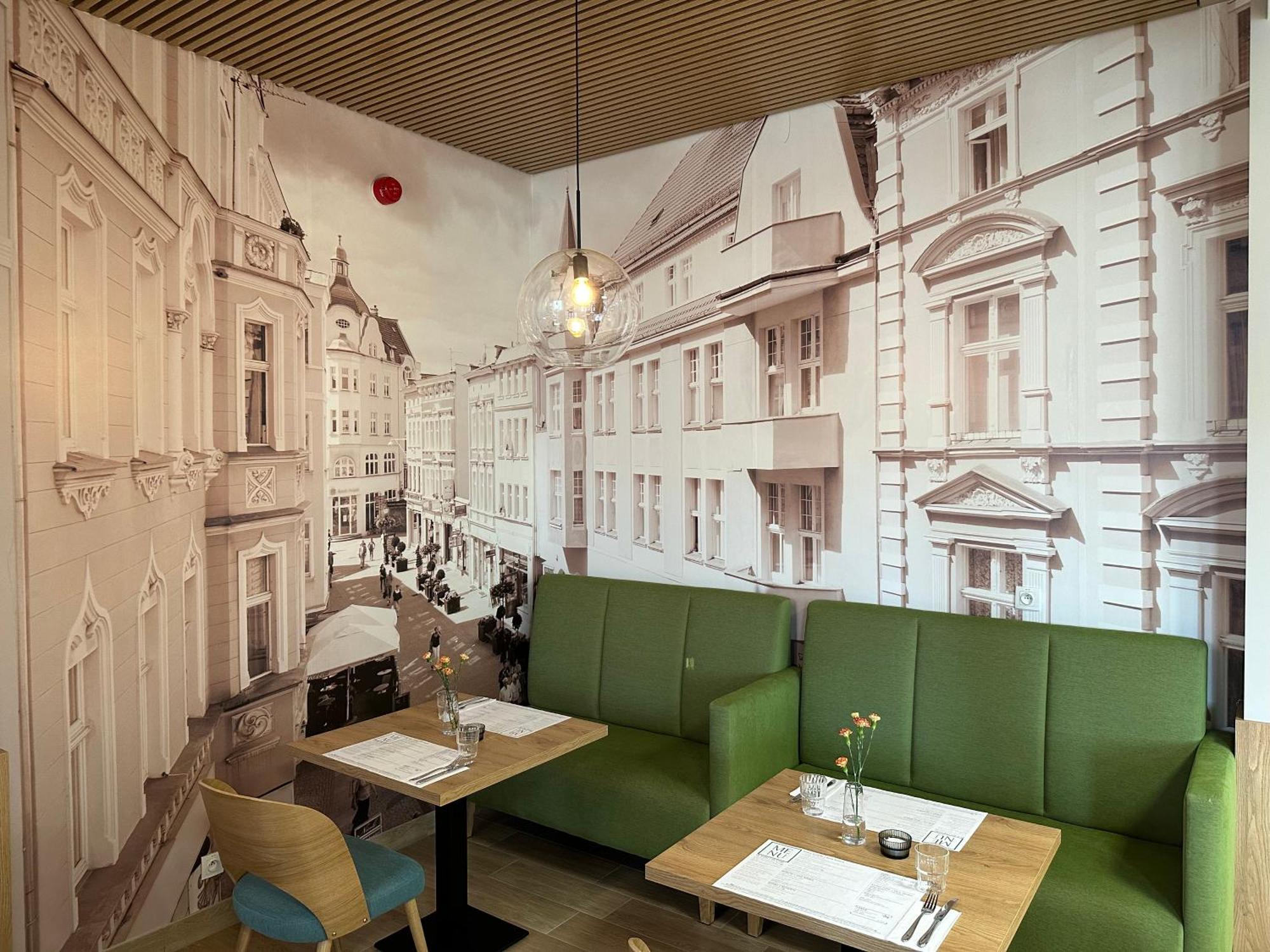 Novy Hotel Zielona Góra Eksteriør bilde